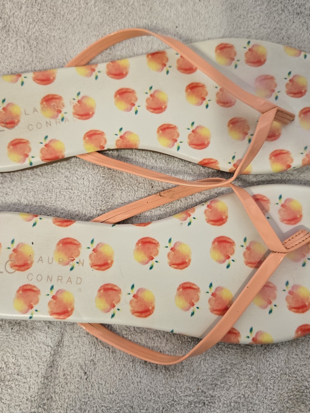 LC Lauren Conrad Peach Print Flip Flops with Coral Straps